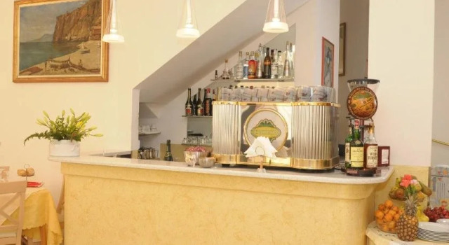 Hotel Gambone, Buchen Sie Hotel Finale Ligure Palmenriviera