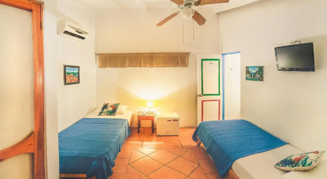 Hotel Mahayana