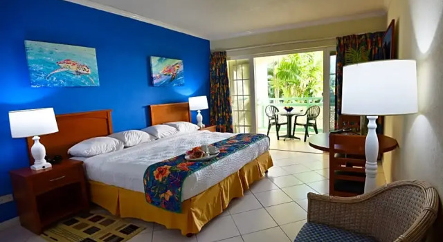 Deluxe Studio Blue Orchids Beach Hotel