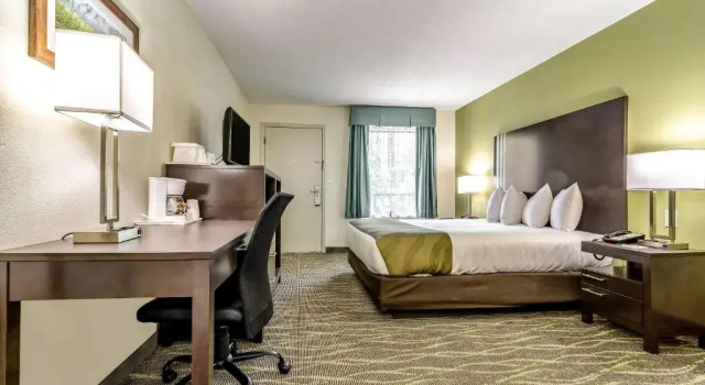 Номер Standard Quality Inn & Suites Creedmoor - Butner