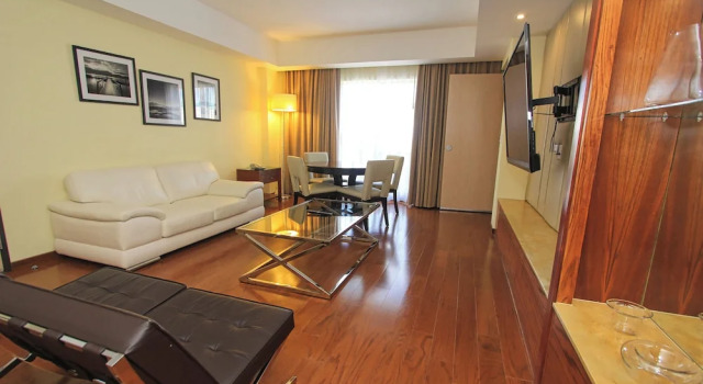 Люкс c 1 комнатой Holiday Inn Leon by IHG