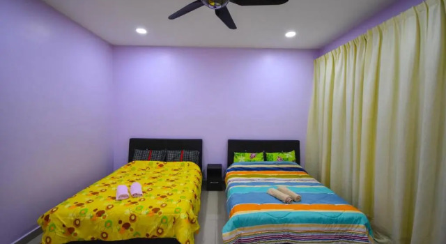 275 Sitiawan Homestay