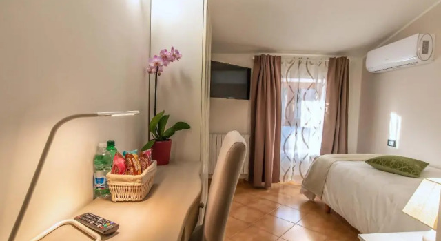 Одноместный номер Standard Plaza Rooms Ciampino