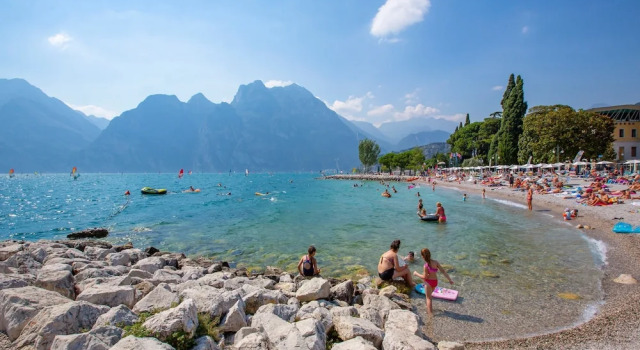 Апартаменты Sunrise On The Garda Lake