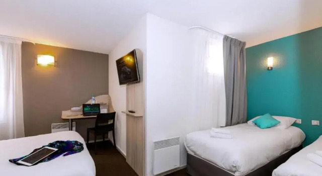 Семейный номер Standard Brit Hotel La Rochelle Périgny