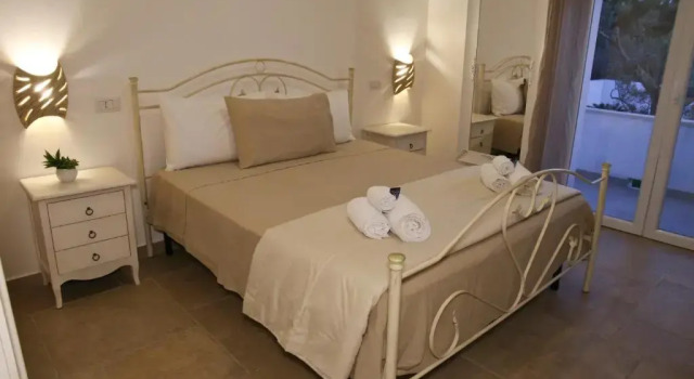 Standard Doppel Zimmer mit Gartenblick I 7 Peccati