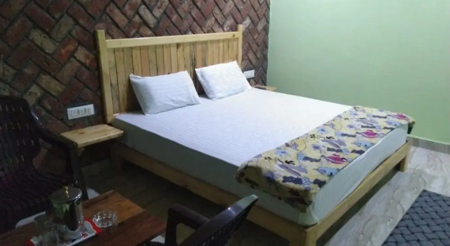 Shree Jai Krishna Homestay Ramnagar, Rezervovat Hotel Ramnagar Uttarakhand