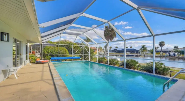 Коттедж Waterfront Punta Gorda Paradise: Dock & Pool!