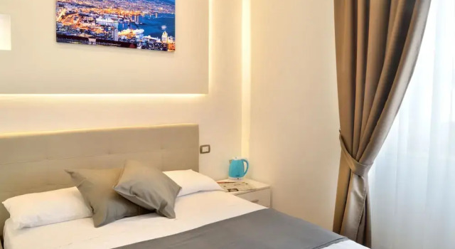 Номер Comfort B&BCentral Station Napoli