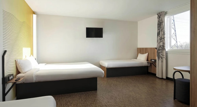 Четырёхместный номер B&B HOTEL Igny Palaiseau