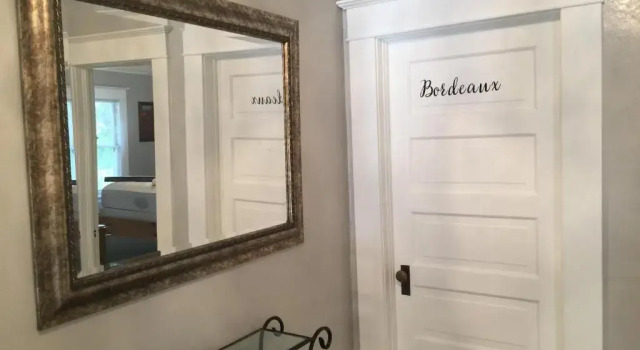 Люкс Bordeaux Inn Lodi