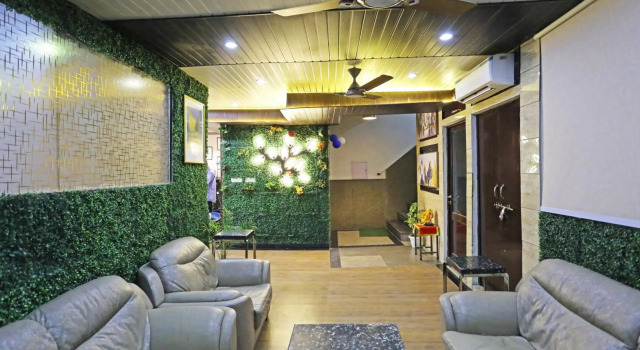 Hotel Shanti Stay Suites Near Delhi Airport