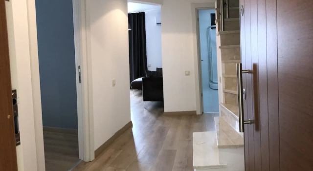 Семейные апартаменты с 3 комнатами с балконом Mas Suites Apartments