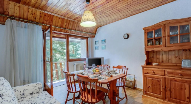 Семейные апартаменты с балконом La Tana dello Scoiattolo (Skiing nearby)