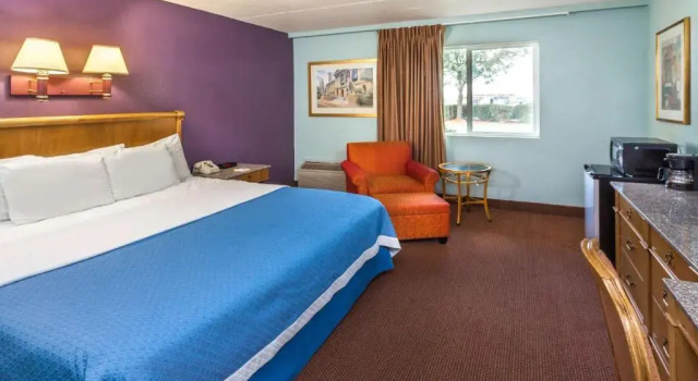Номер Standard Days Inn by Wyndham Portage Indiana Dunes National Park