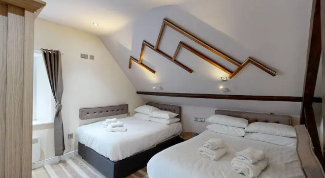 Standaard Vierpersoonskamer High Tor Hotel