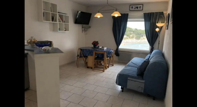 Studio « Les pieds dans l’eau », Réserver Appartement Martigues Étang de Berre