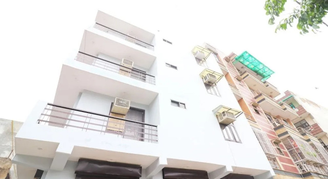 OYO 49097 Comfort Palace