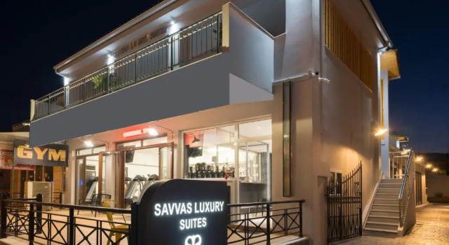Savvas Luxury Suites
