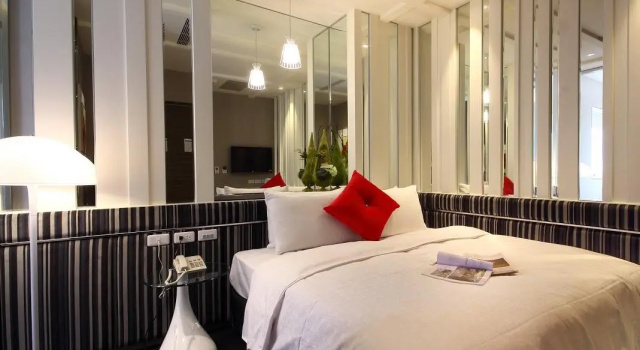 Leesing Hotel