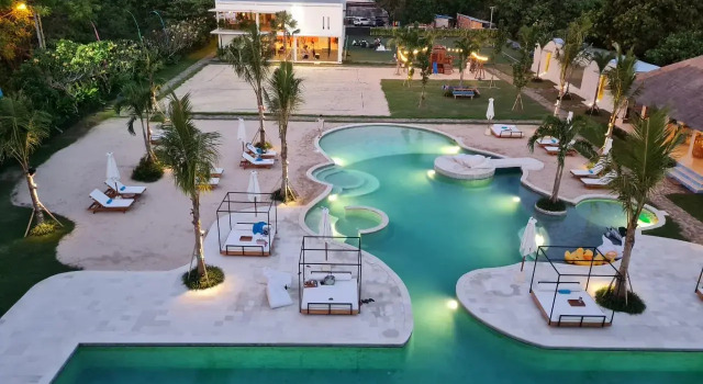 Pronoia Resort - Jimbaran - Bali, Reservar Resort Hotéis em Bali com piscina, Piscina