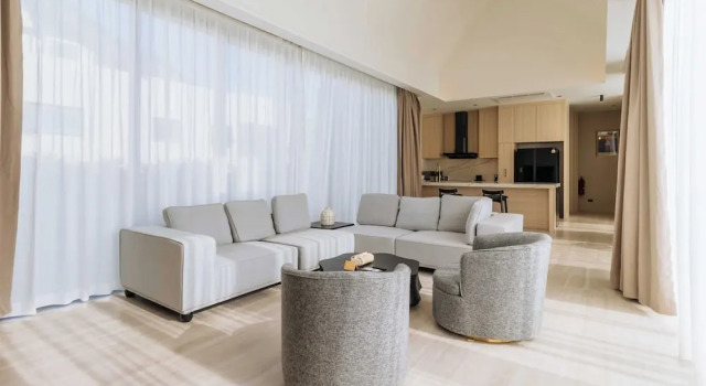 3BR Retreat in Quiet Luxury Area V307