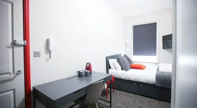 Highfield Rooms, Book Hotel Hoteller i Hampshire med parkering, Parkering