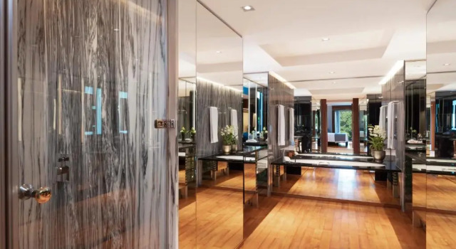 Двухместный номер Club с балконом The Sukhothai Bangkok