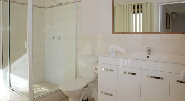 Апартаменты Standard Grangewood Court Apartments