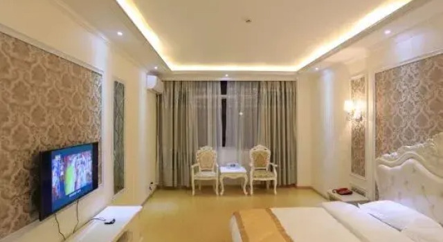 Люкс Chuxiong Fuxing Hotel