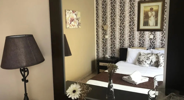Summer Dreams Studios, Book Hotel Chrisi Akti 