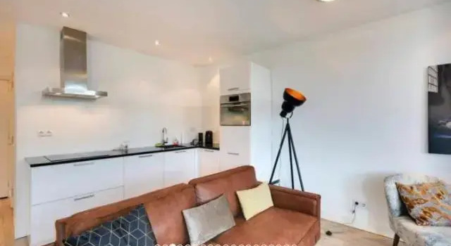 Luxurious Canalview APT with Patio CITY CENTRE, Забронировать Отель Амстердам 