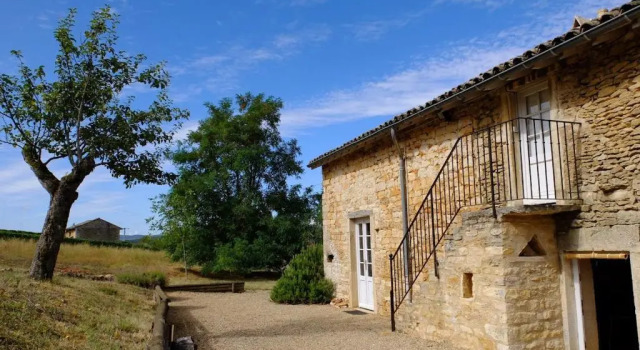 Une Maison de campagne en Bourgogne du Sud, Rezervasyon Otel Tournus 