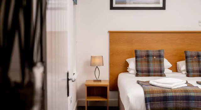 Elderburn Lodges, Забронировать Отель Сент-Андрус Файф