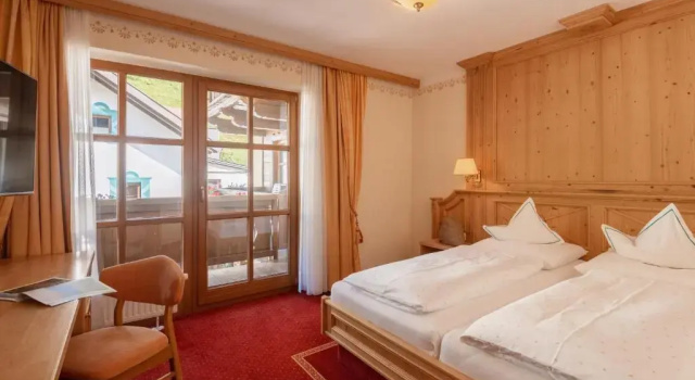 Люкс Natur & Alpinhotel Post