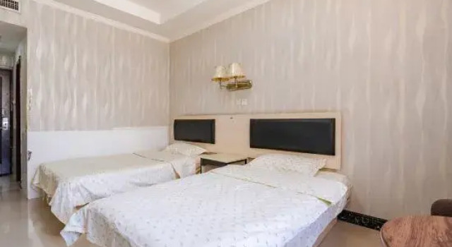 Yongguang Hotel (Zhoukou Passenger Transport Terminal Branch), Book Hotel Zhoukou Henan