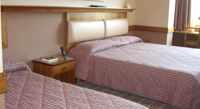 Dreier Zimmer Sangallo Palace