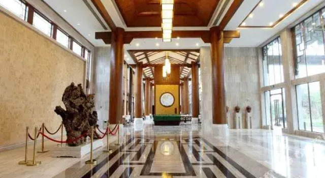 Chongqing Lvgong Resort Hotel, Rezerwuj Ośrodek wypoczynkowy Huangshui Chongqing
