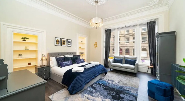 Cordis Apartment - A Trendsetter s Residence, Забронировать Апартаменты/квартира Отели Ангус с парковкой, Парковка