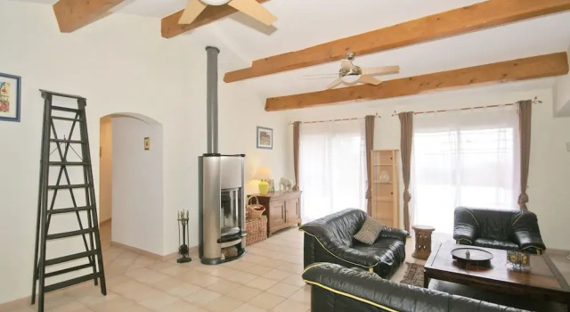 A Villa With a Large Garden, Beautiful View, air Conditioning and Private Pool, Забронировать Вилла Виллы Овернь-Рона-Альпы, Вилла