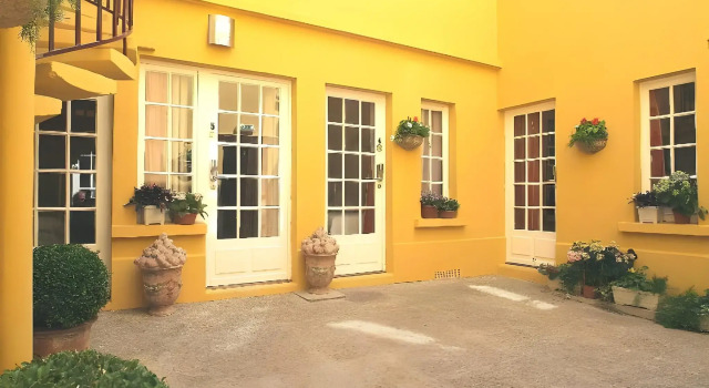 Hôtel Eiffel Segur