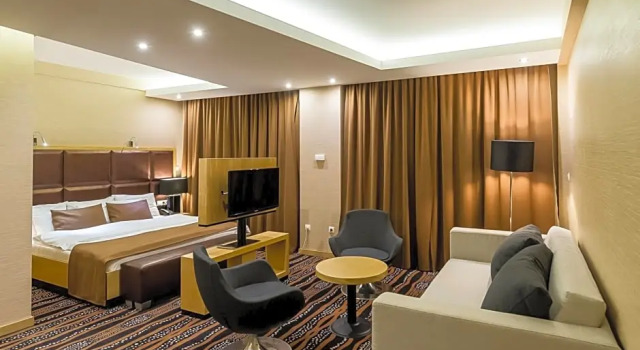 Полулюкс Aquaticum Debrecen Termal & Wellness Hotel