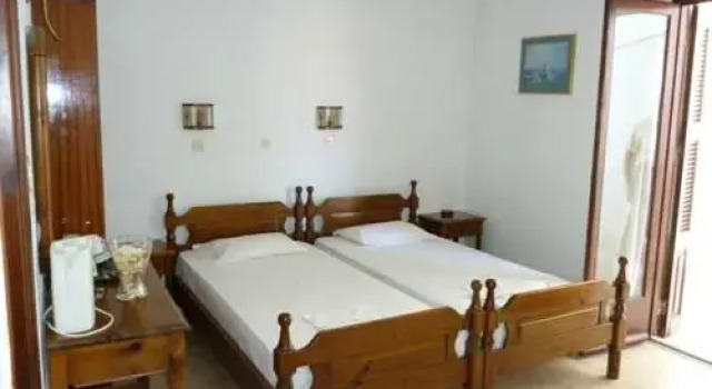 Pension Eleni Rooms