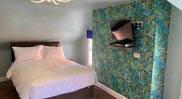 The Black Swan Hotel, Забронировать Отель Скарборо Северный Йоркшир, рядом с Итальянские сады в Саут-Клиффе