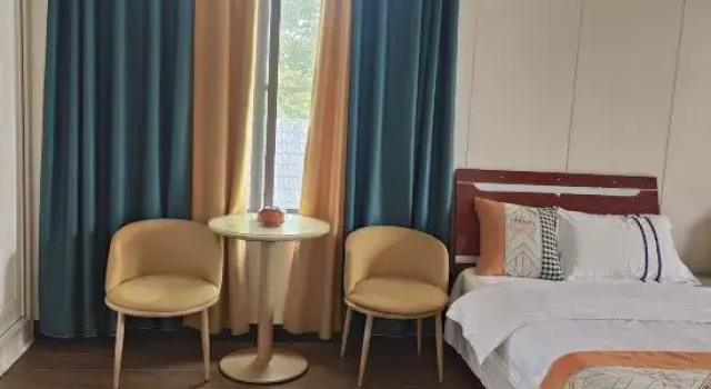 Люкс с 2 комнатами Happiness comes homestay