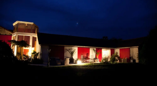 La Grange, Varaa Hotelli  