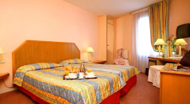 Двухместный номер Standard Hotel Fertel Etoile