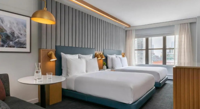 Четырёхместный номер Deluxe Отель 55 Chicago Downtown
