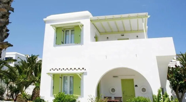 Полулюкс Porto Raphael Residences & Suites