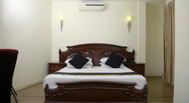 Номер Deluxe Green Park Residency